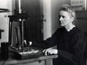 Marie Curie entre mujeres inventoras