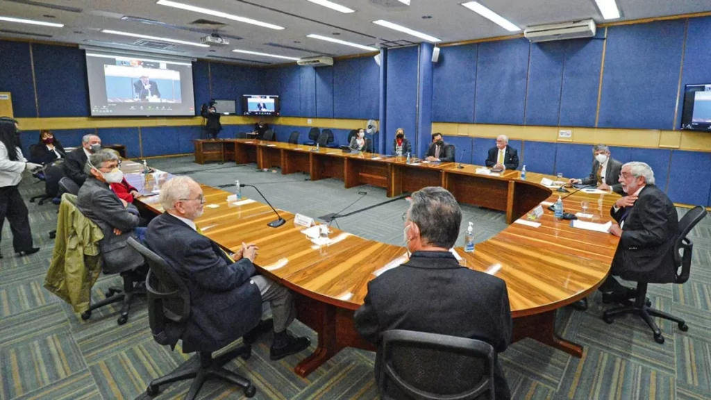 UNAM reconoce comisión que atendió emergencia por Covid-19