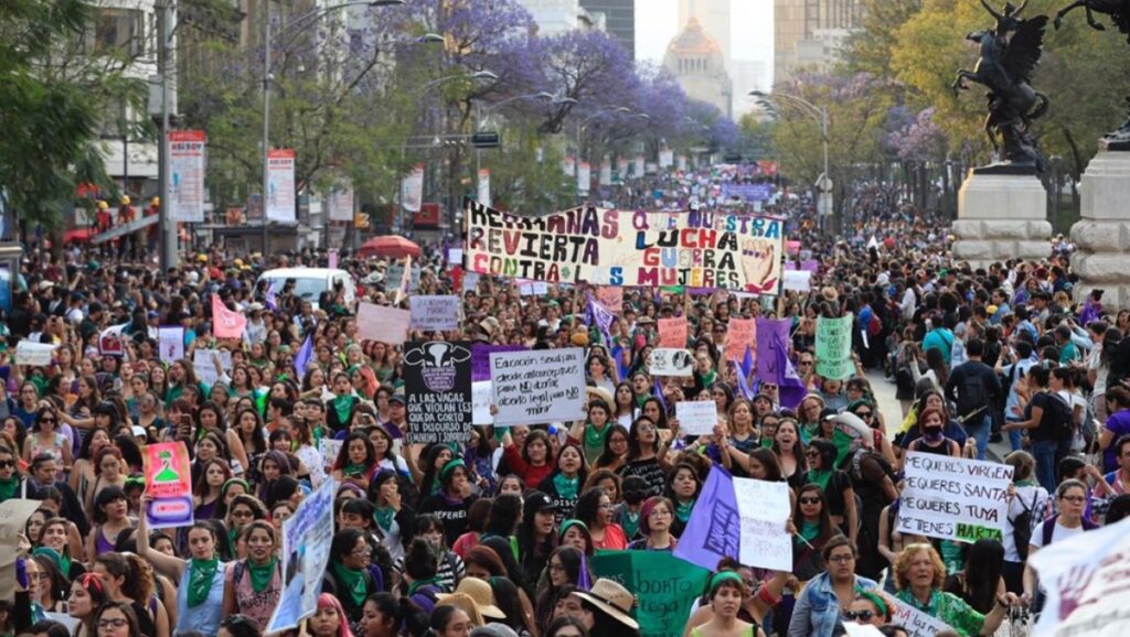 Marcha por el Día de la Mujer en la CDMX 2023