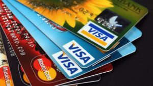 Tarjeta de crédito Visa o Mastercard
